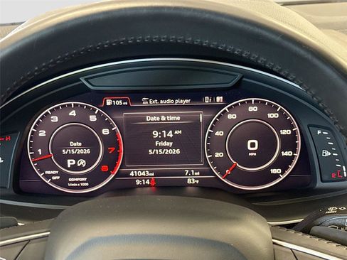 Used 2017 Audi Q7 3.0T Prestige AWD/4WD image 12