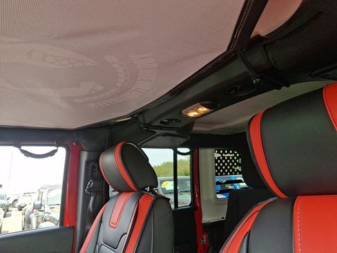 Used 2017 Jeep Wrangler Unlimited Sport AWD/4WD image 24