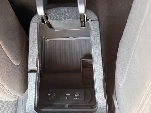 Used 2015 Ford Mustang Coupe RWD image 22
