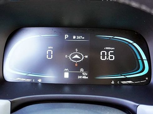 Certified 2025 Hyundai Palisade SEL FWD image 32