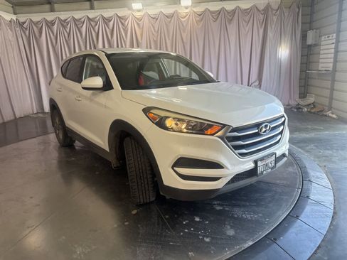 Used 2017 Hyundai Tucson SE FWD image 3