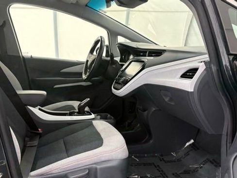 Used 2019 Chevrolet Bolt LT image 21