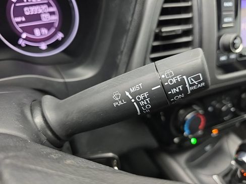 Used 2019 Honda HR-V LX image 25