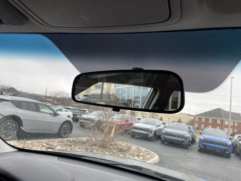 Used 2018 Kia Soul Base image 24