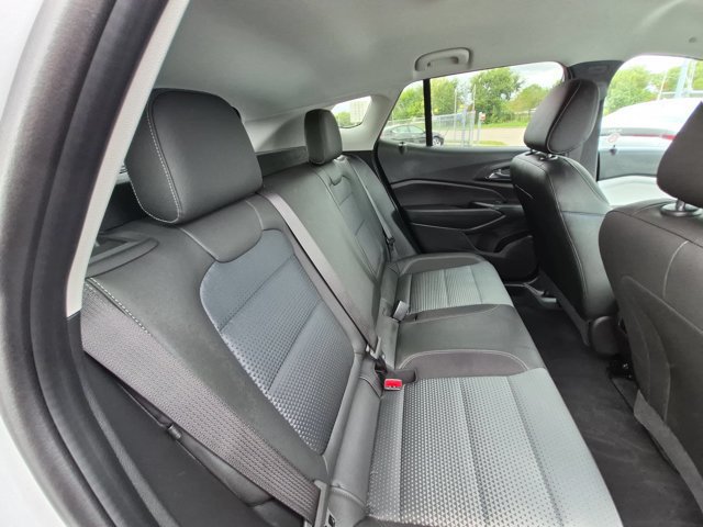 Used 2026 Chevrolet Trax LT FWD image 27