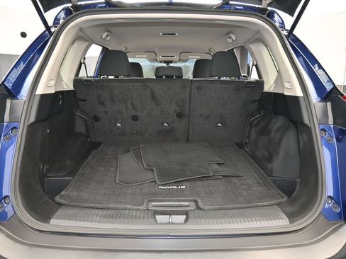 Used 2021 Nissan Rogue S image 33