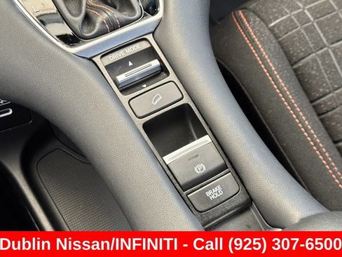 Used 2024 Honda HR-V Sport image 32