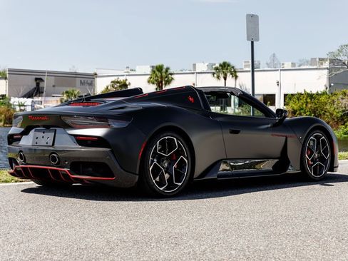 Used 2023 Maserati MC20 Spyder image 44