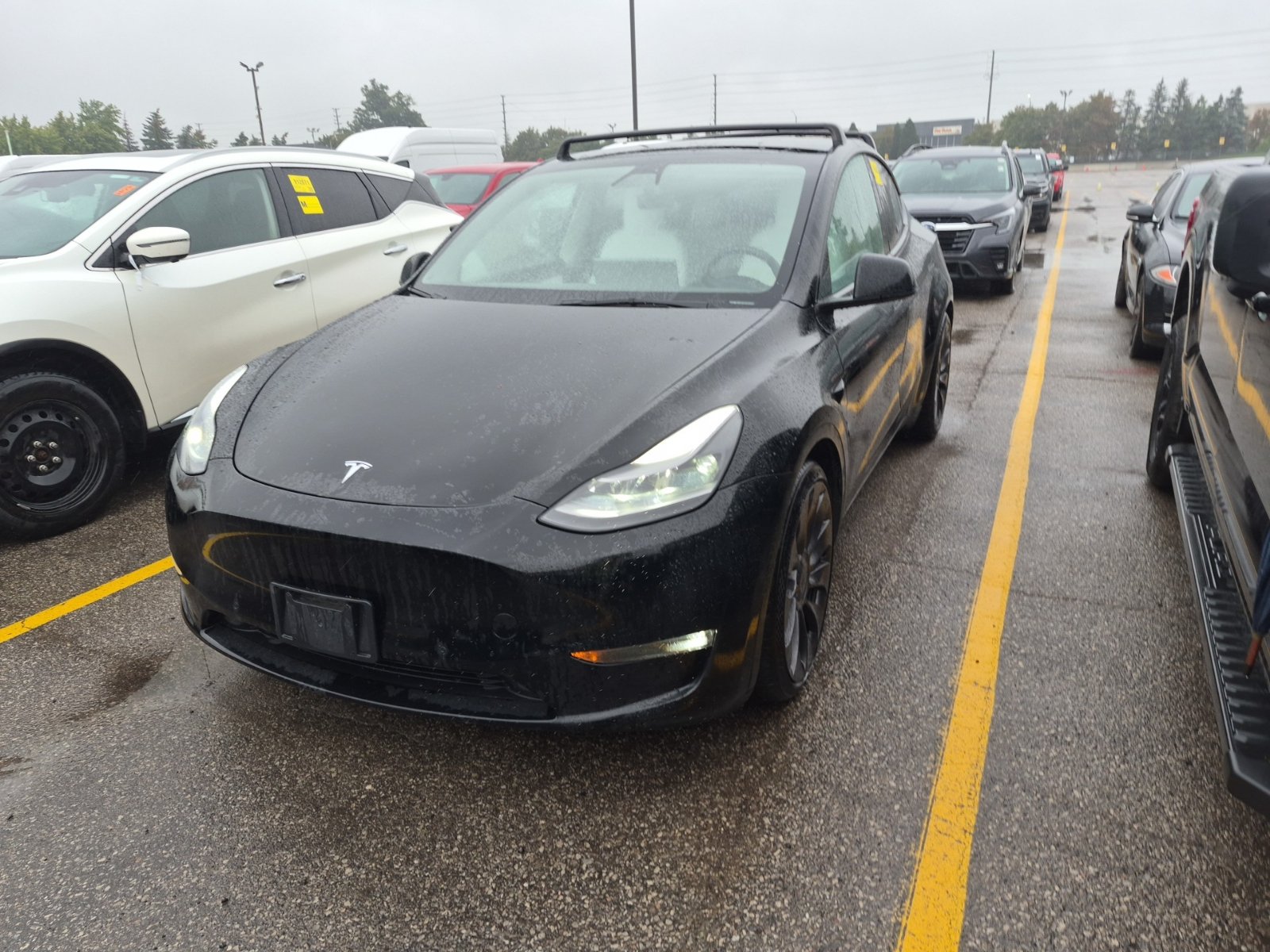 Used 2022 Tesla Model Y Performance AWD/4WD image 1