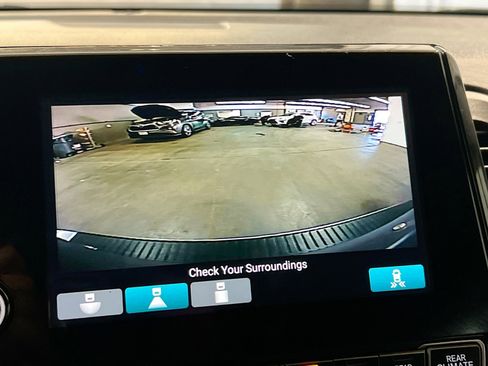 Used 2018 Honda Odyssey EX-L image 9