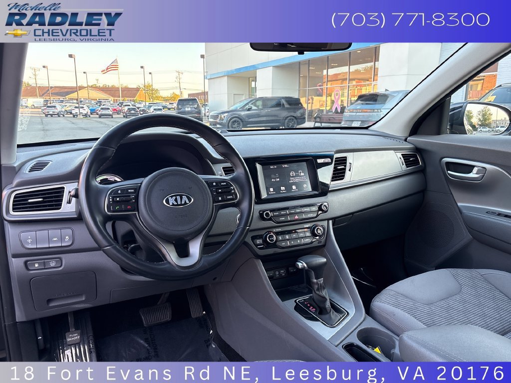 Used 2017 Kia Niro LX FWD image 14