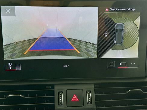 Used 2022 Audi Q5 2.0T Premium Plus w/ Premium Plus Package AWD/4WD image 22