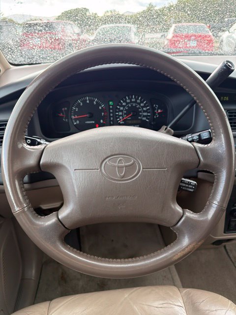 Used 1998 Toyota Sienna FWD image 14