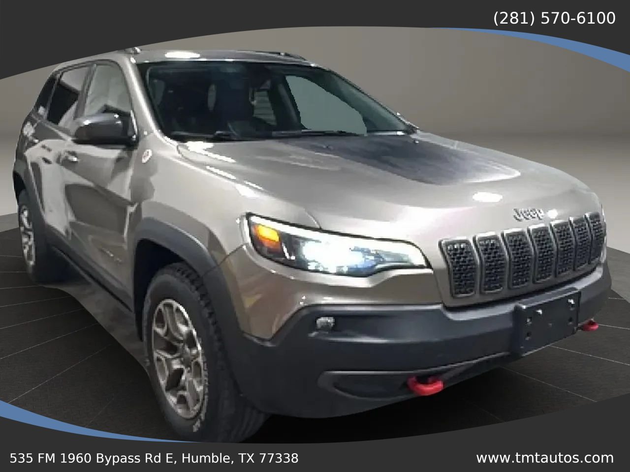 Used 2020 Jeep Cherokee Trailhawk w/ Cold Weather Group AWD/4WD image 1