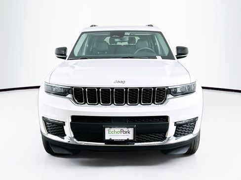 Used 2023 Jeep Grand Cherokee L Limited AWD/4WD image 2