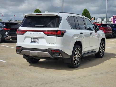 Used 2026 Lexus LX 700h Luxury w/ Appearance Package AWD/4WD image 7