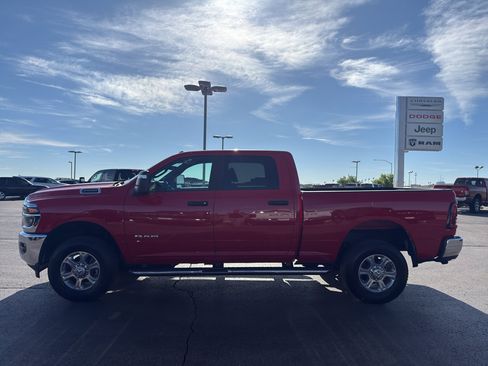 Used 2026 RAM 2500 Big Horn AWD/4WD image 8