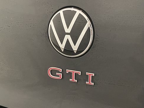 Used 2024 Volkswagen GTI SE image 24