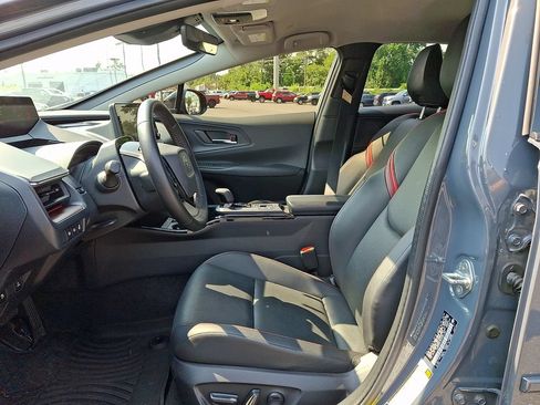 Used 2024 Toyota Prius Prime FWD image 14