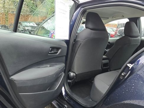 Used 2022 Toyota Corolla LE image 19