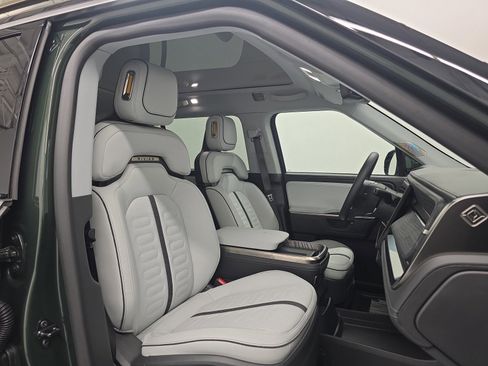 Used 2025 Rivian R1S Adventure AWD/4WD image 24