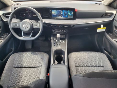 New 2026 Nissan Kicks SV w/ SV Premium Package image 13
