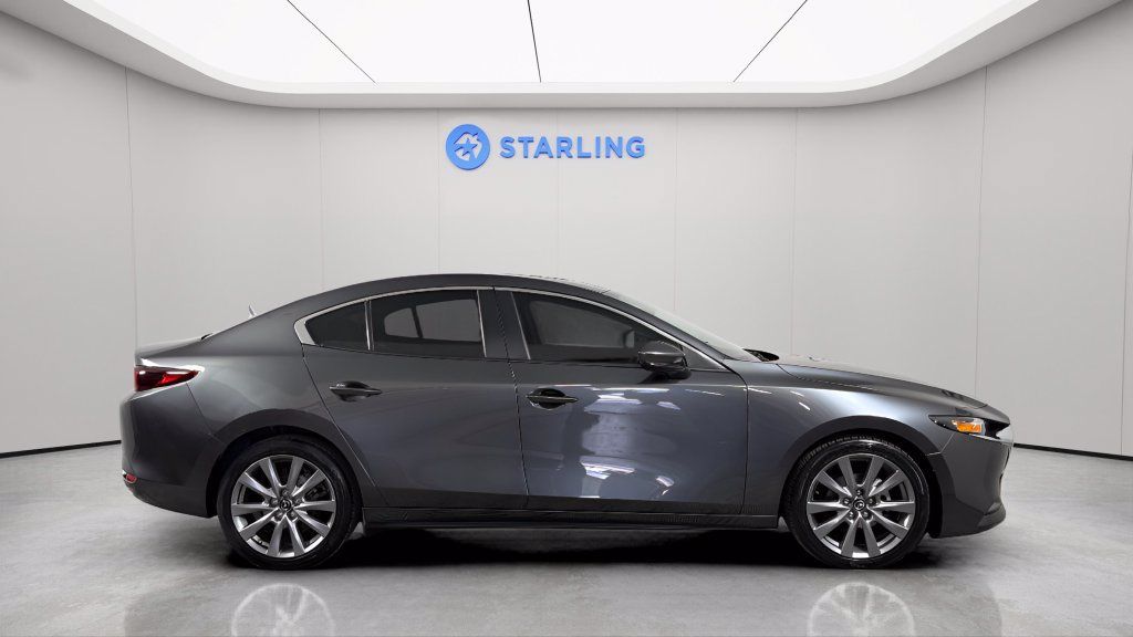 Used 2024 MAZDA MAZDA3 s FWD image 11