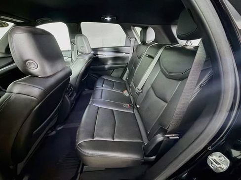 Used 2024 Cadillac XT5 Luxury AWD/4WD image 25