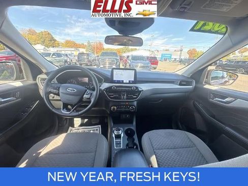 Used 2021 Ford Escape SE w/ Cold Weather Package image 21