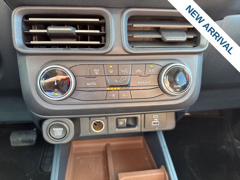 Used 2022 Ford Maverick Lariat w/ Equipment Group 500A Standard image 24