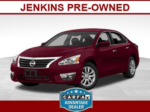 Used 2013 Nissan Altima 2.5 S FWD image 1