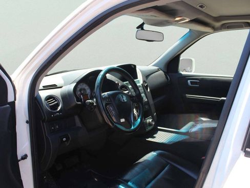 Used 2011 Honda Pilot Touring image 7