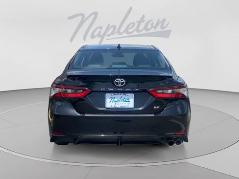 Used 2024 Toyota Camry SE FWD image 7