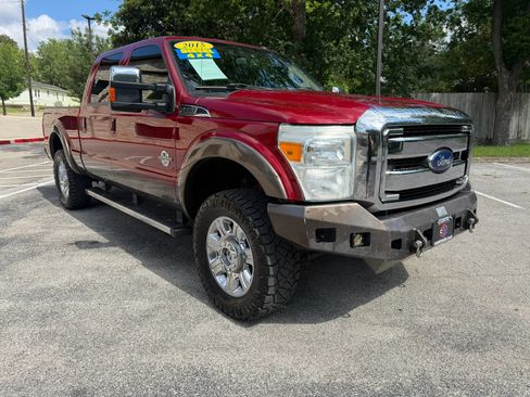 Used 2015 Ford F250 Lariat w/ Lariat Ultimate Package AWD/4WD image 3
