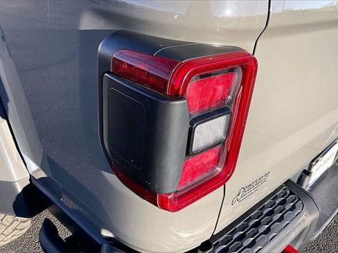 Used 2020 Jeep Gladiator Rubicon image 33