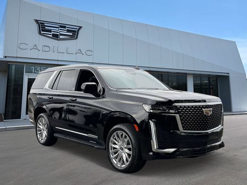 Certified 2023 Cadillac Escalade Premium Luxury AWD/4WD image 2
