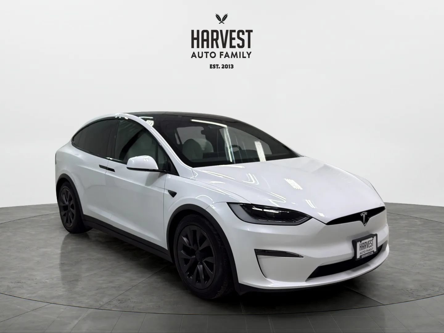 Used 2024 Tesla Model X AWD/4WD image 10