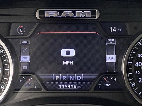 Certified 2019 RAM 1500 Laramie image 6