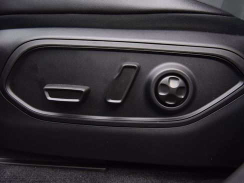 New 2026 Jeep Grand Cherokee Limited AWD/4WD image 30