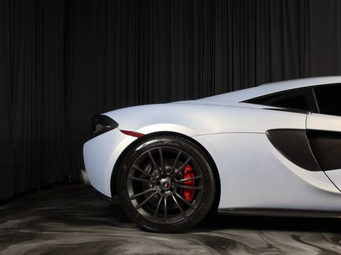Used 2017 McLaren 570S Coupe image 11