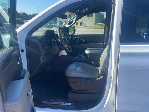 Used 2024 Chevrolet Tahoe LT AWD/4WD image 9