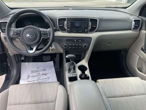 Used 2019 Kia Sportage LX AWD/4WD image 13