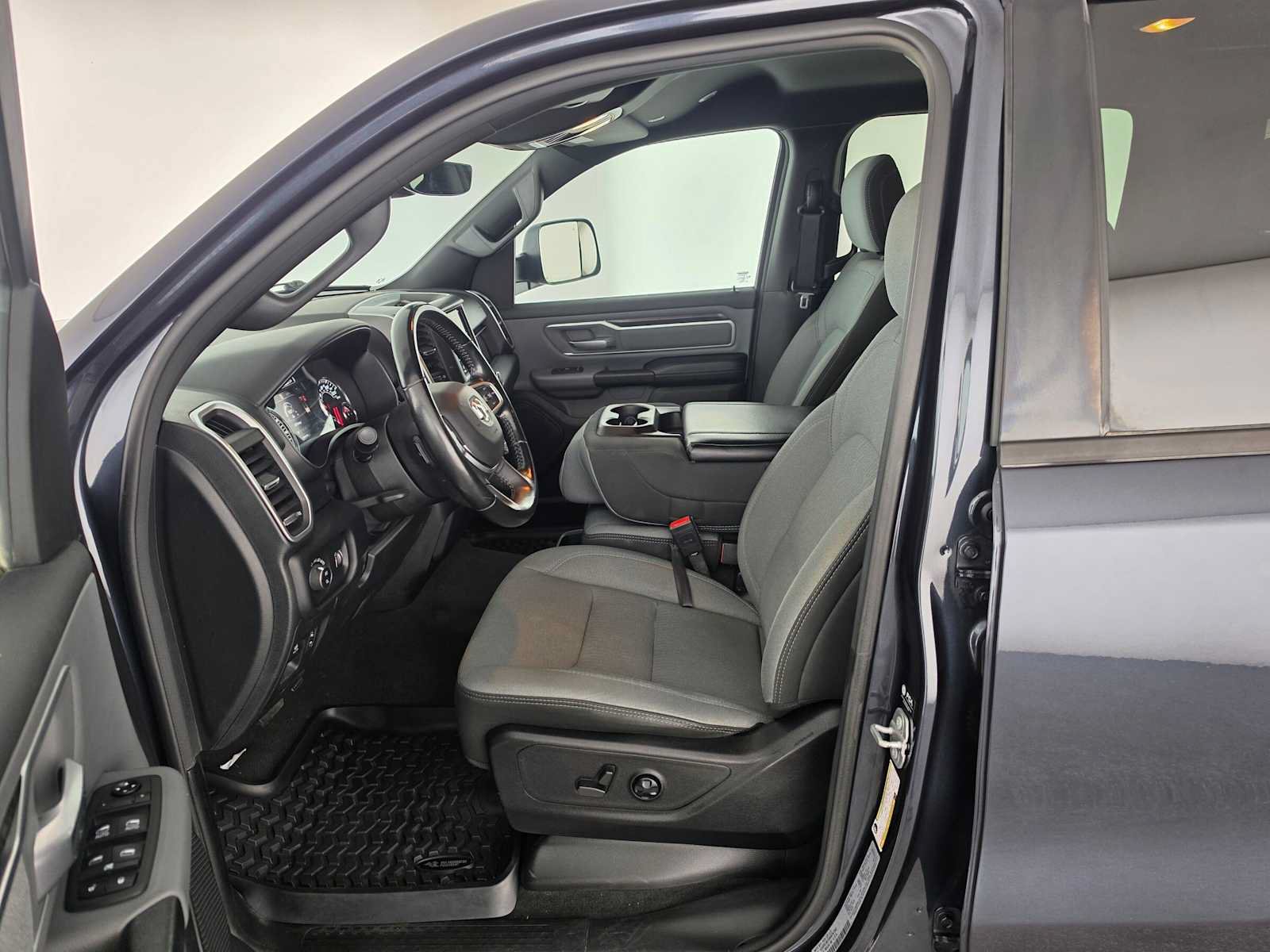 Used 2021 RAM 1500 Big Horn AWD/4WD image 20