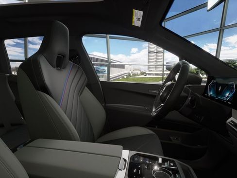 Used 2026 BMW iX xDrive45 w/ M Sport Package image 36