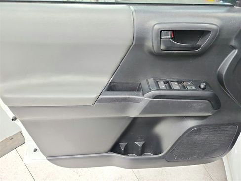 Used 2023 Toyota Tacoma SR image 33