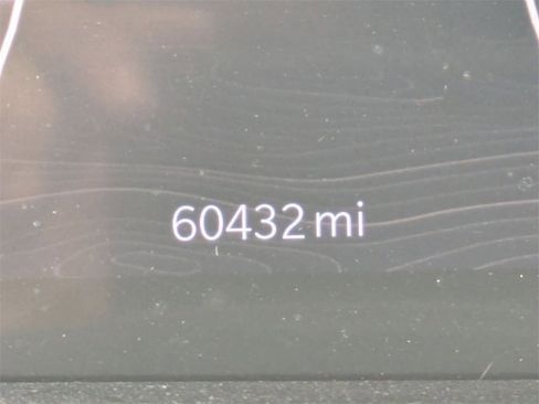 Used 2023 Jeep Grand Cherokee L Limited w/ Black Appearance Package image 21