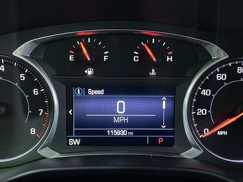 Used 2021 GMC Acadia SLE FWD image 19