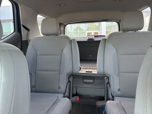 Used 2018 Chevrolet Traverse LT image 15