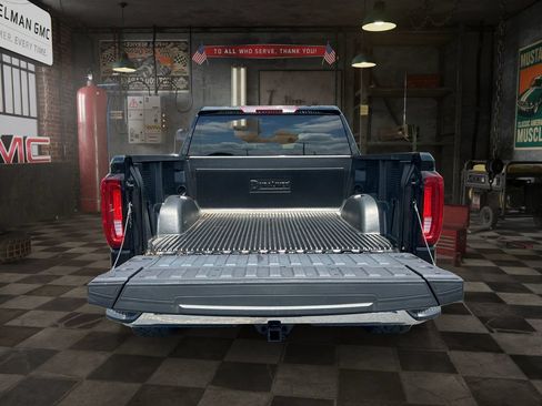 Certified 2025 GMC Sierra 1500 SLT AWD/4WD image 26