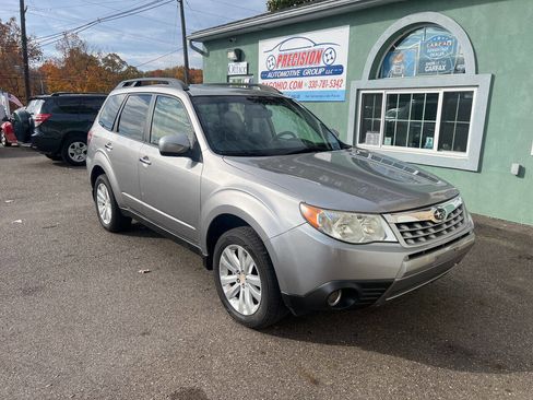 Used 2011 Subaru Forester 2.5X Limited image 2